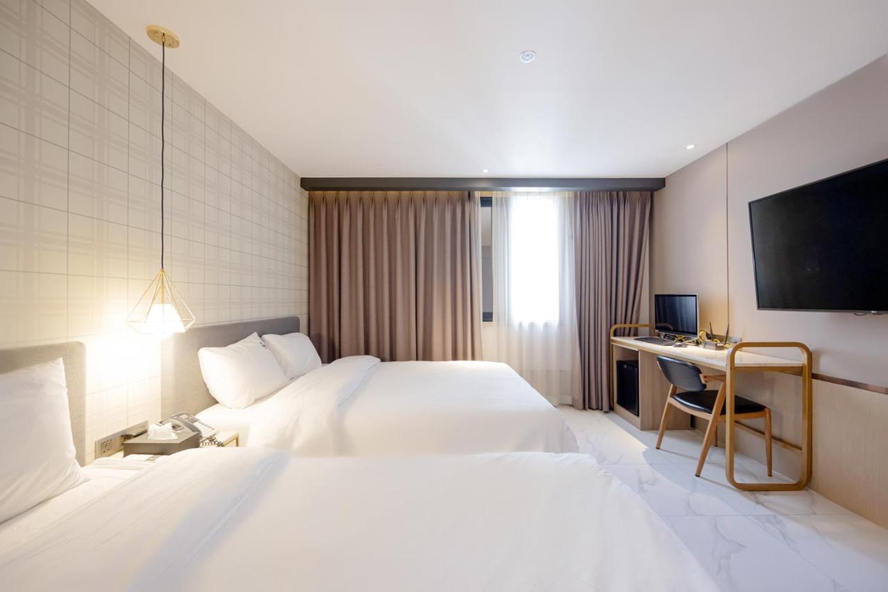 Hound Hotel Seomyeon-Beomcheon Busan Exterior foto