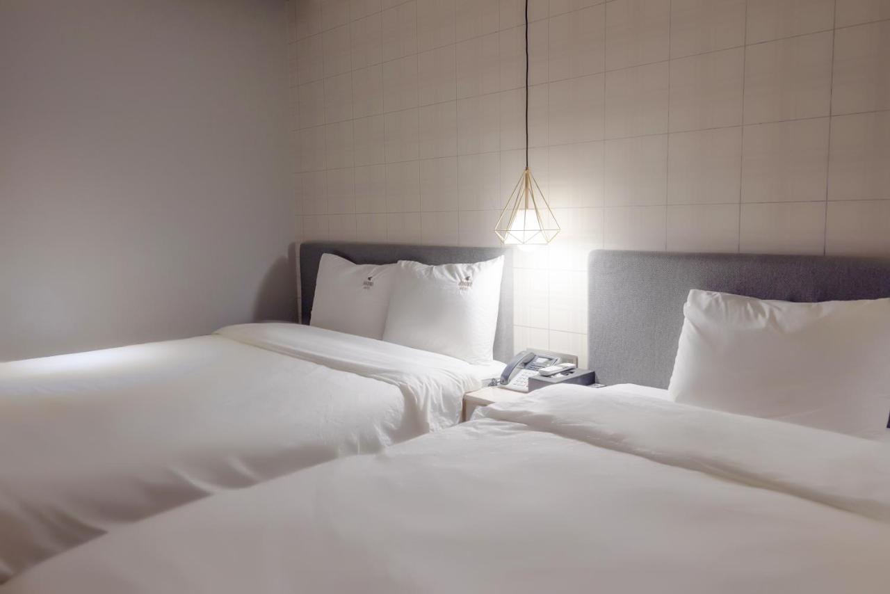 Hound Hotel Seomyeon-Beomcheon Busan Exterior foto